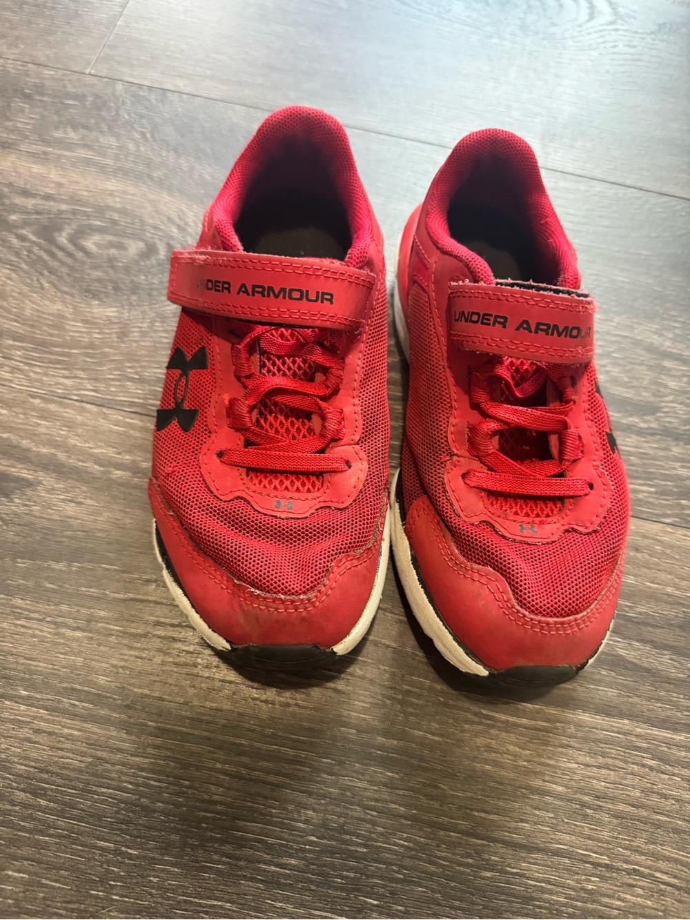 Under Armour Kids Red Sneakers with Black Logo Size 13K